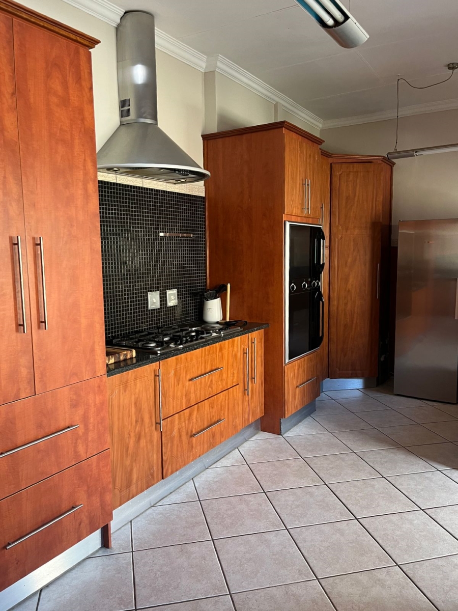 To Let 4 Bedroom Property for Rent in St Helena Free State